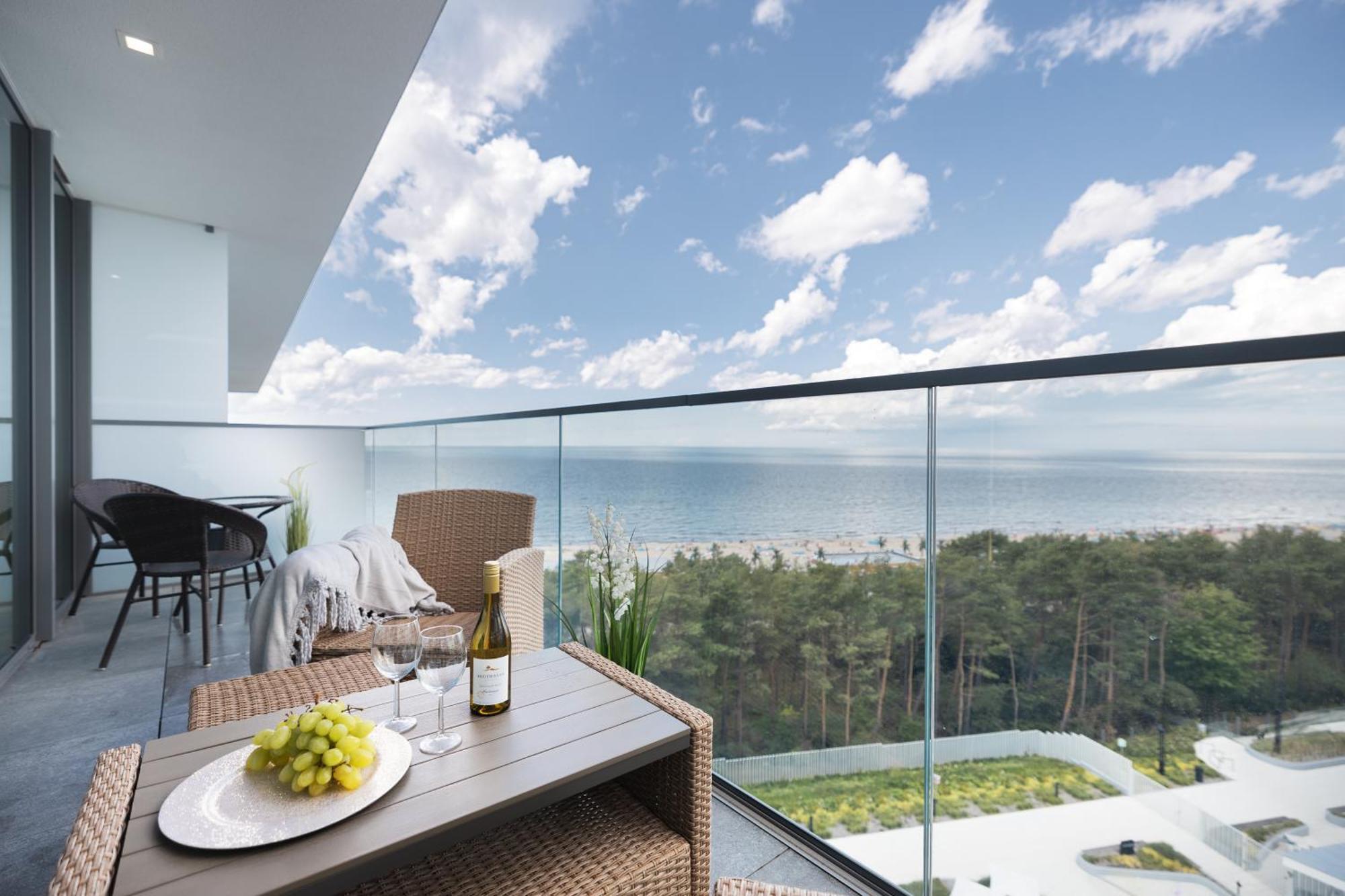 Royallux Waves & - Sea View From Balcony By Renters Prestige * Misdroy